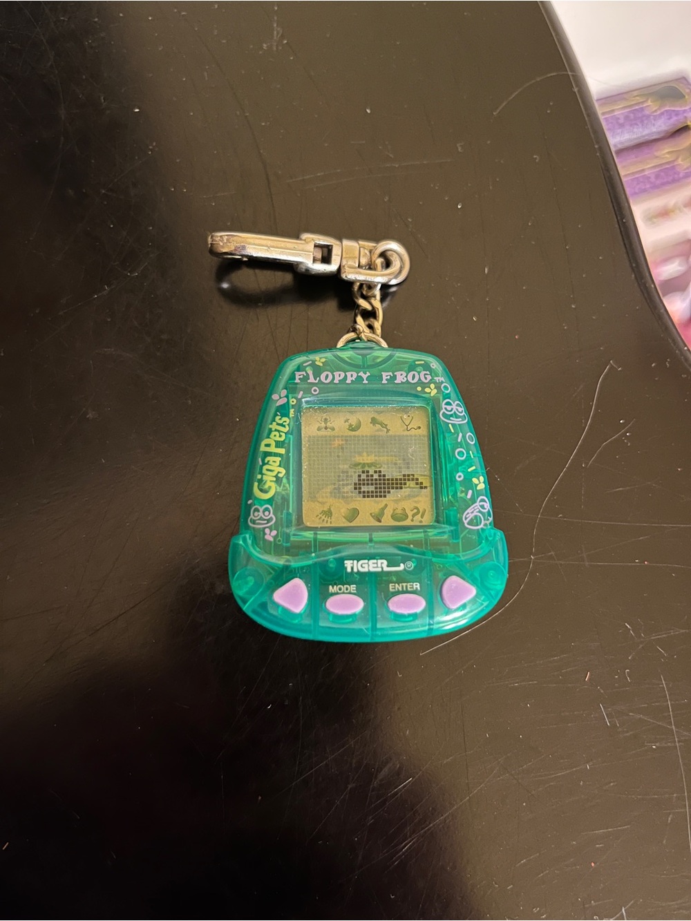 Vintage 1997 NIOP Working Giga Pets Floppy Frog Virtual Pet clip on-Tiger Elec - Picture 5 of 9